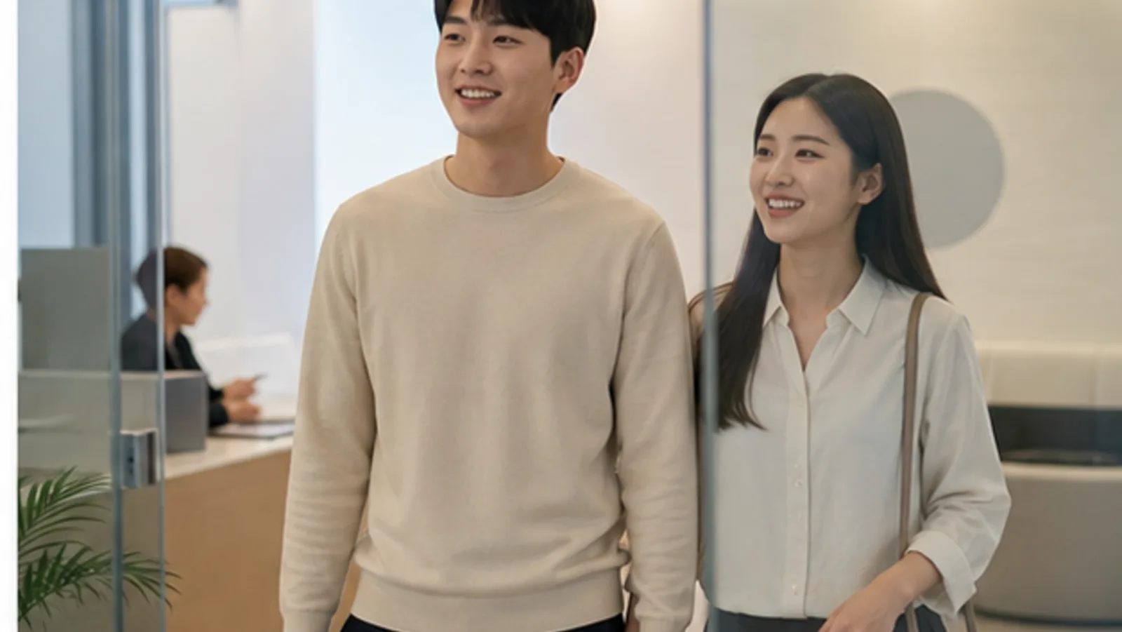 클리닉에 도착해 안내를 받는 방문자